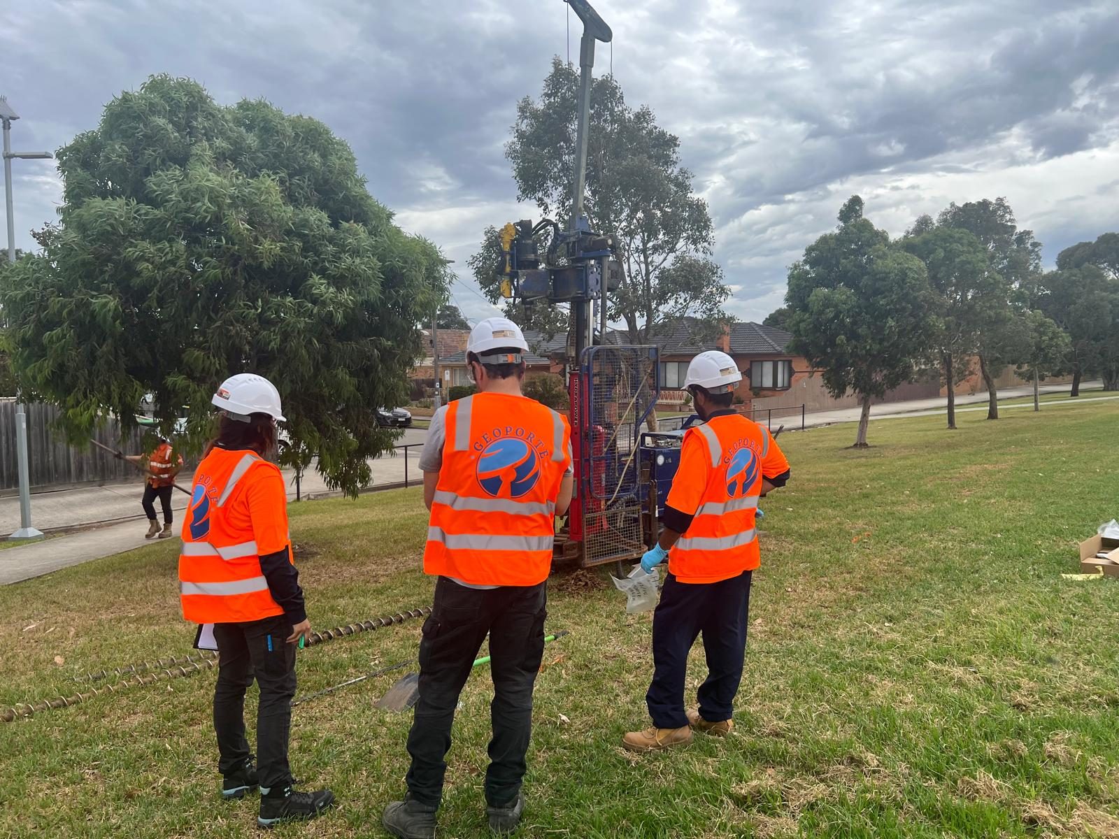 Geoporte engineers supervising drilling